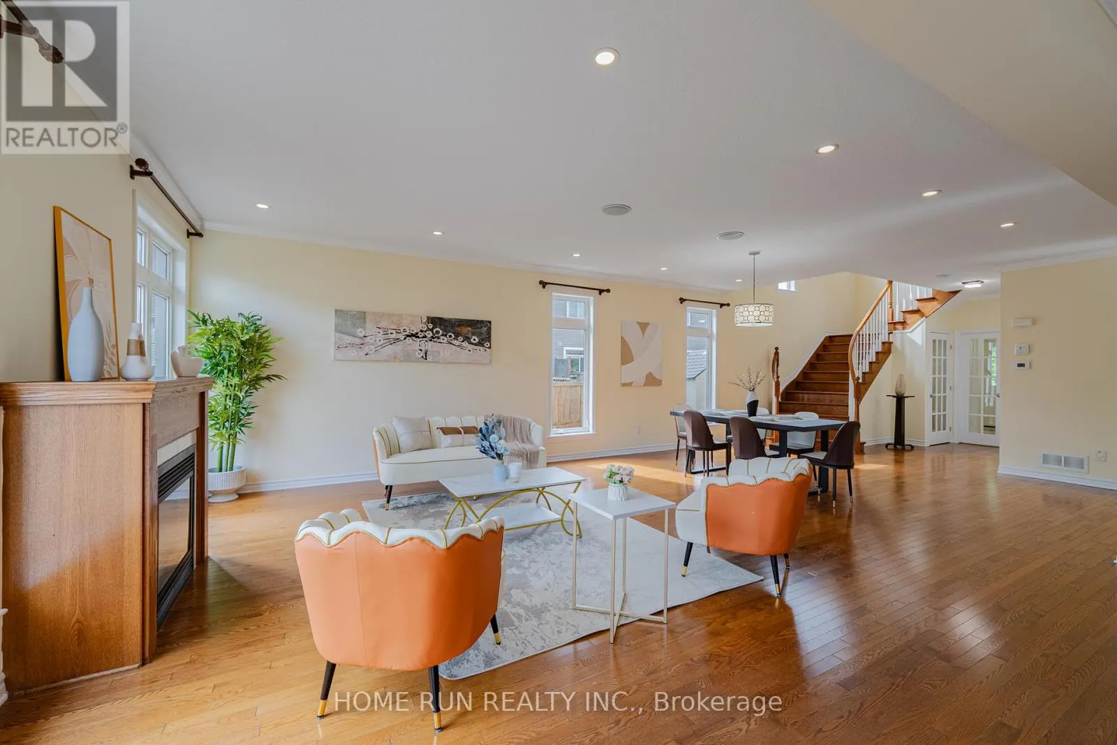 393 GRAMMOND CIRCLE