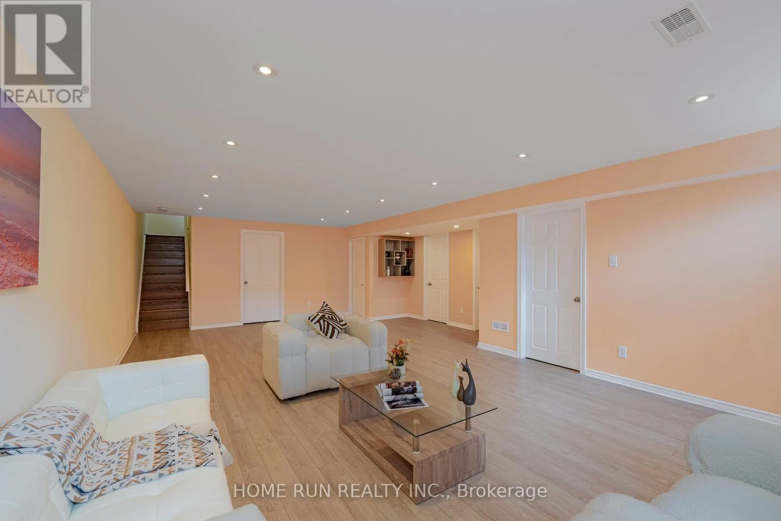 393 GRAMMOND CIRCLE