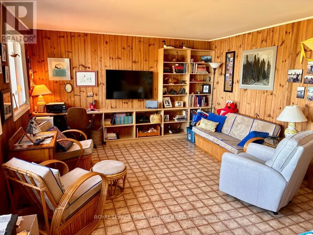 211 PRINYERS COVE CRESCENT