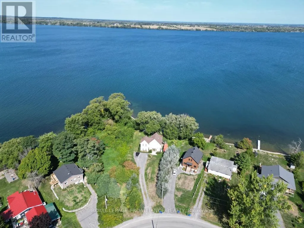 211 PRINYERS COVE CRESCENT
