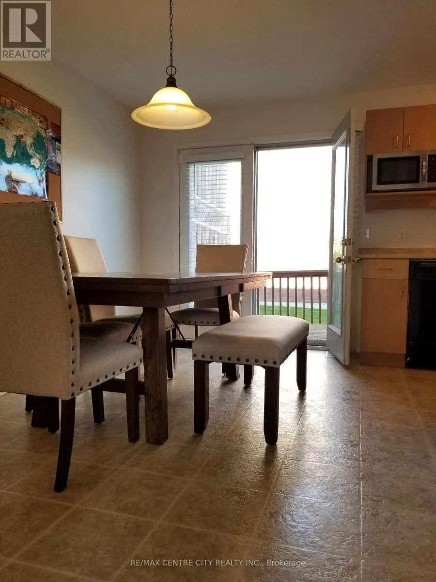 22 - 780 FANSHAWE PARK ROAD E, #22