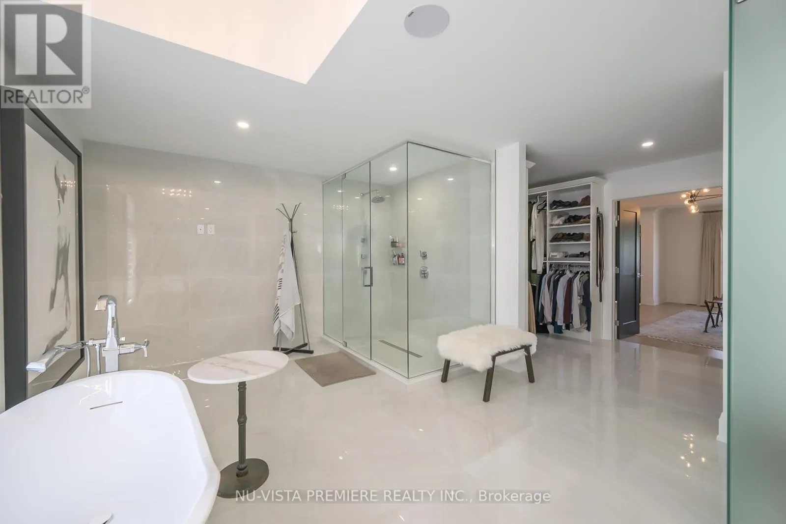 7501 SILVER CREEK CRESCENT