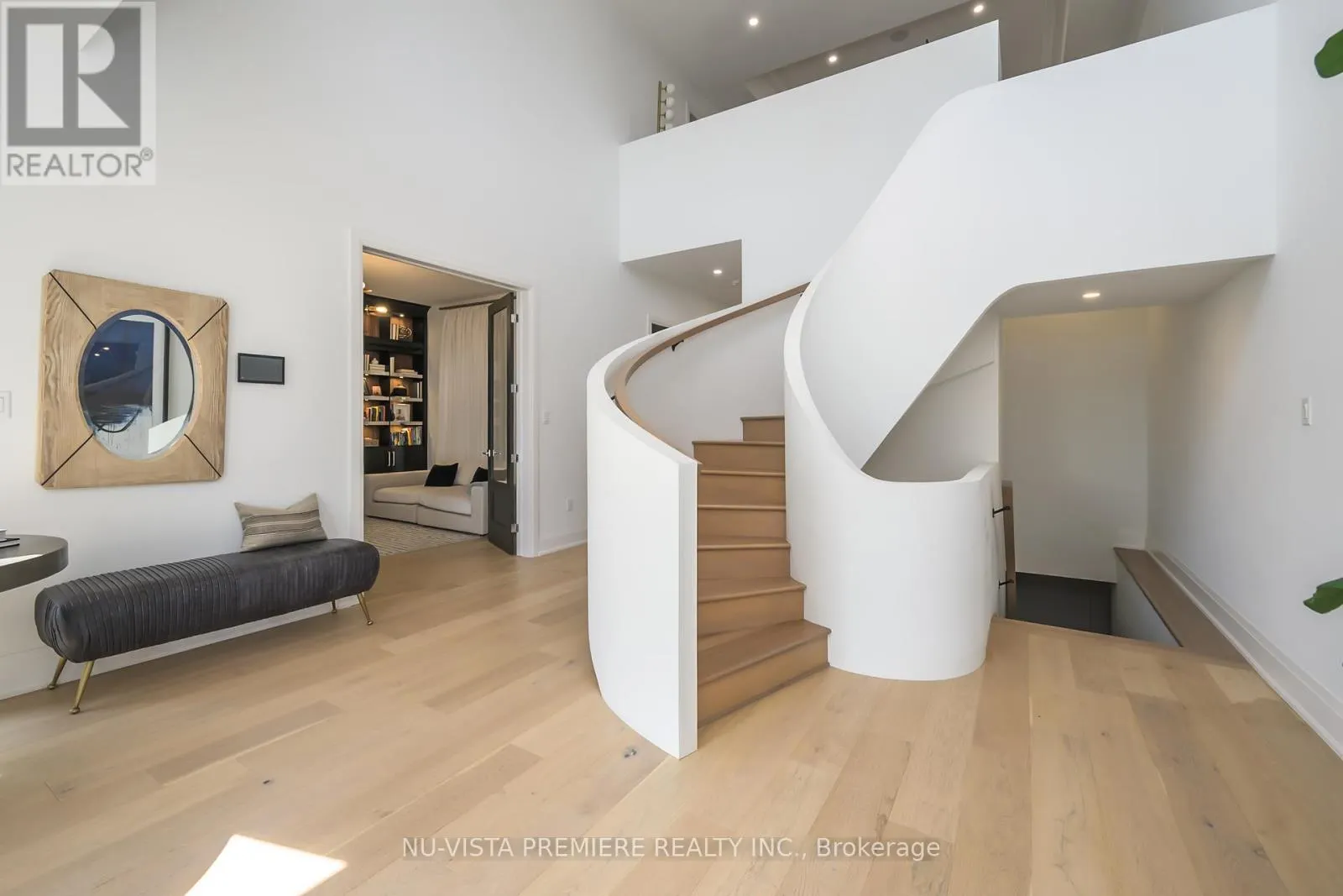 7501 SILVER CREEK CRESCENT