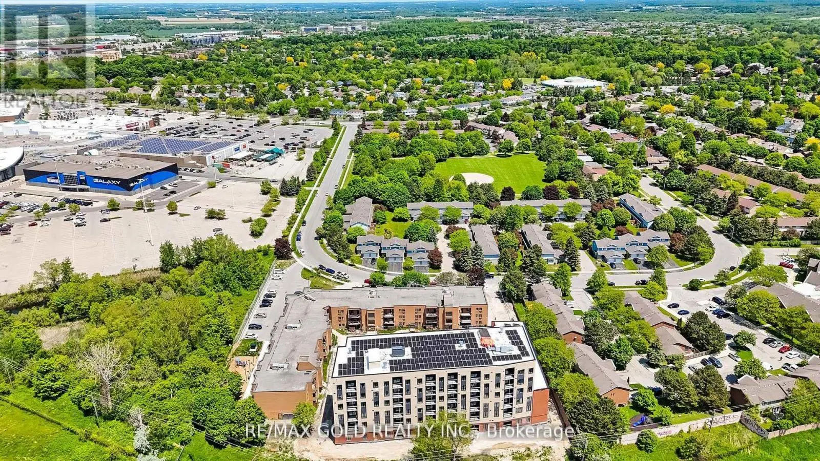 6 - 405 KINGSCOURT DRIVE