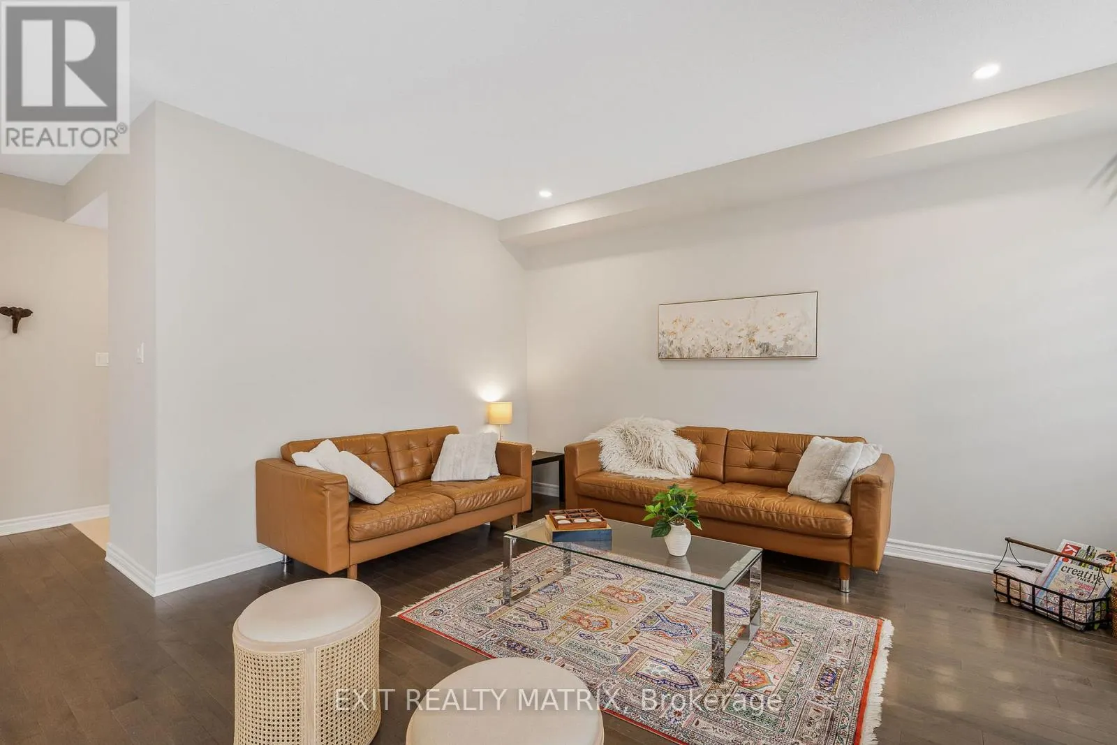 682 DECOEUR DRIVE