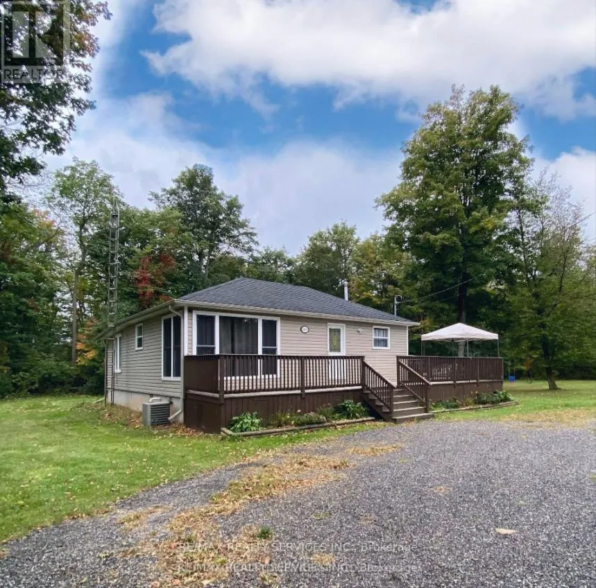 4870 MAPLEVIEW CRESCENT
