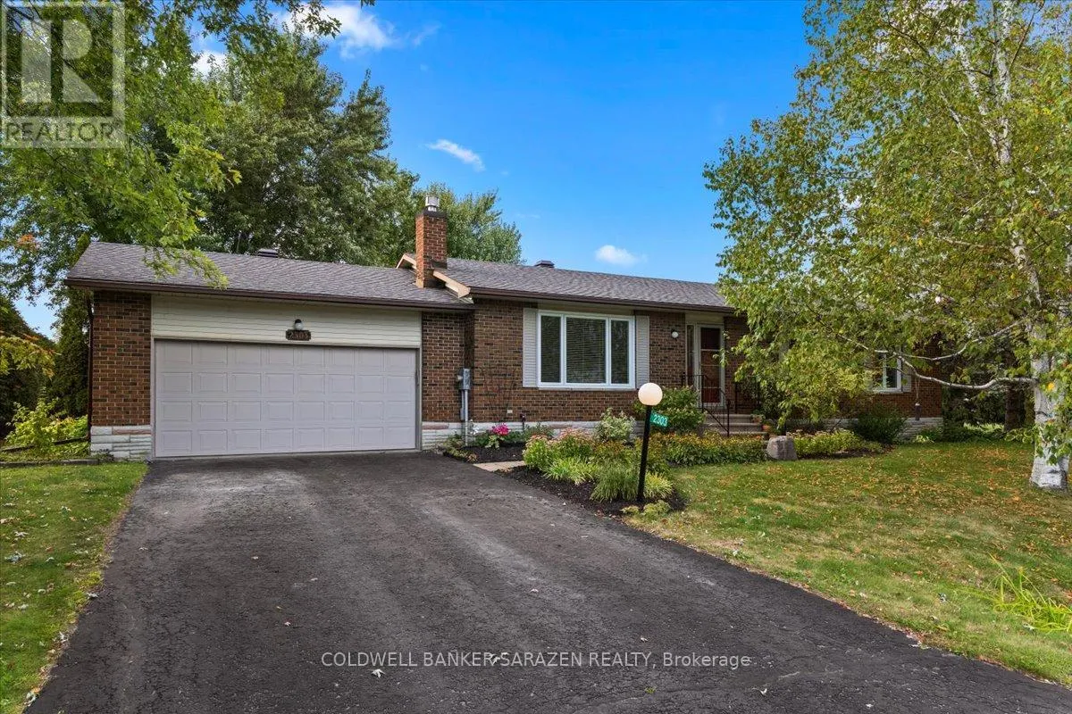 2303 EDWARD KIDD CRESCENT