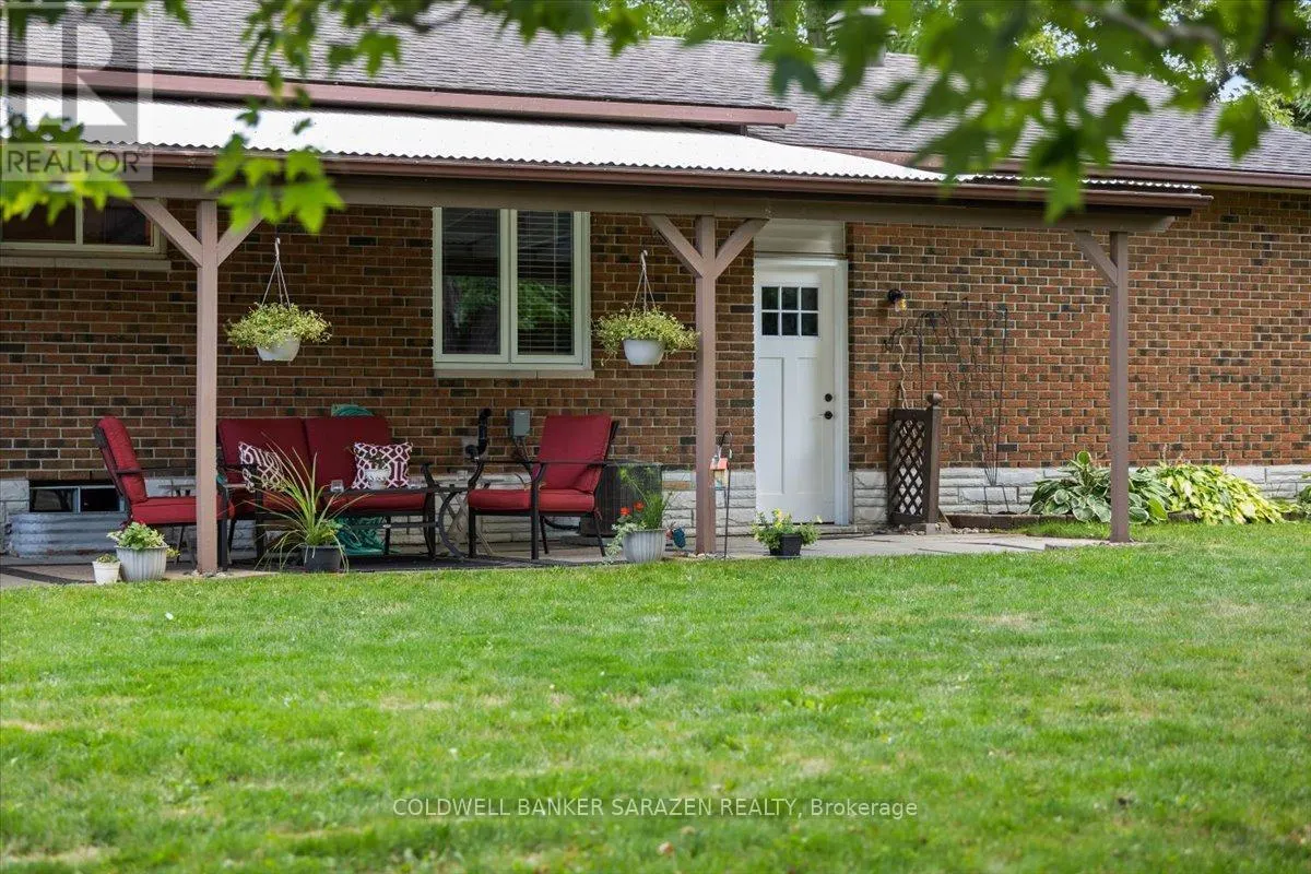 2303 EDWARD KIDD CRESCENT