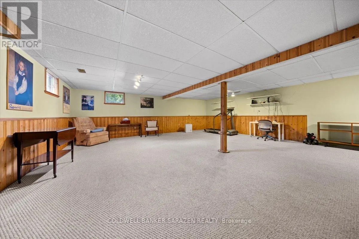 2303 EDWARD KIDD CRESCENT