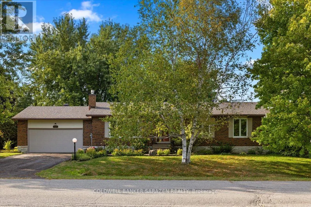 2303 EDWARD KIDD CRESCENT