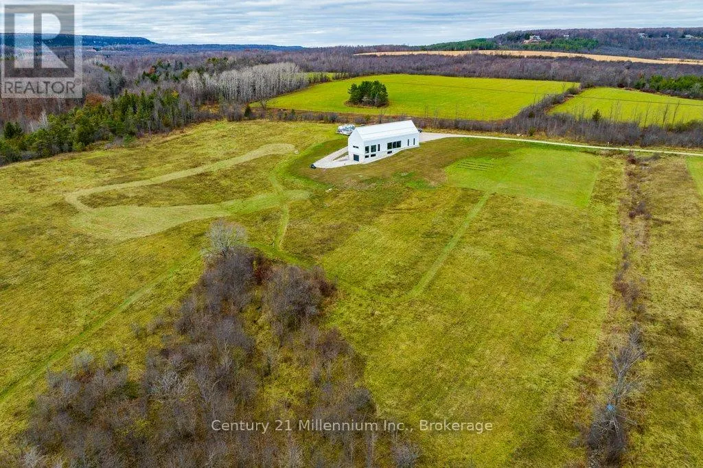 138406 GREY ROAD 112
