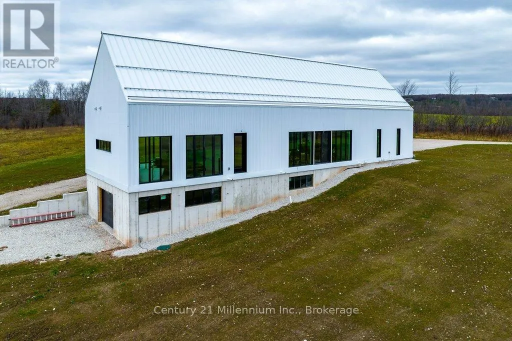 138406 GREY ROAD 112