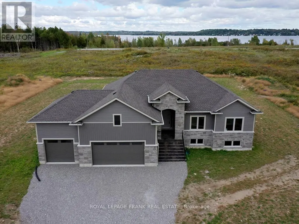 7 NIPIGON STREET