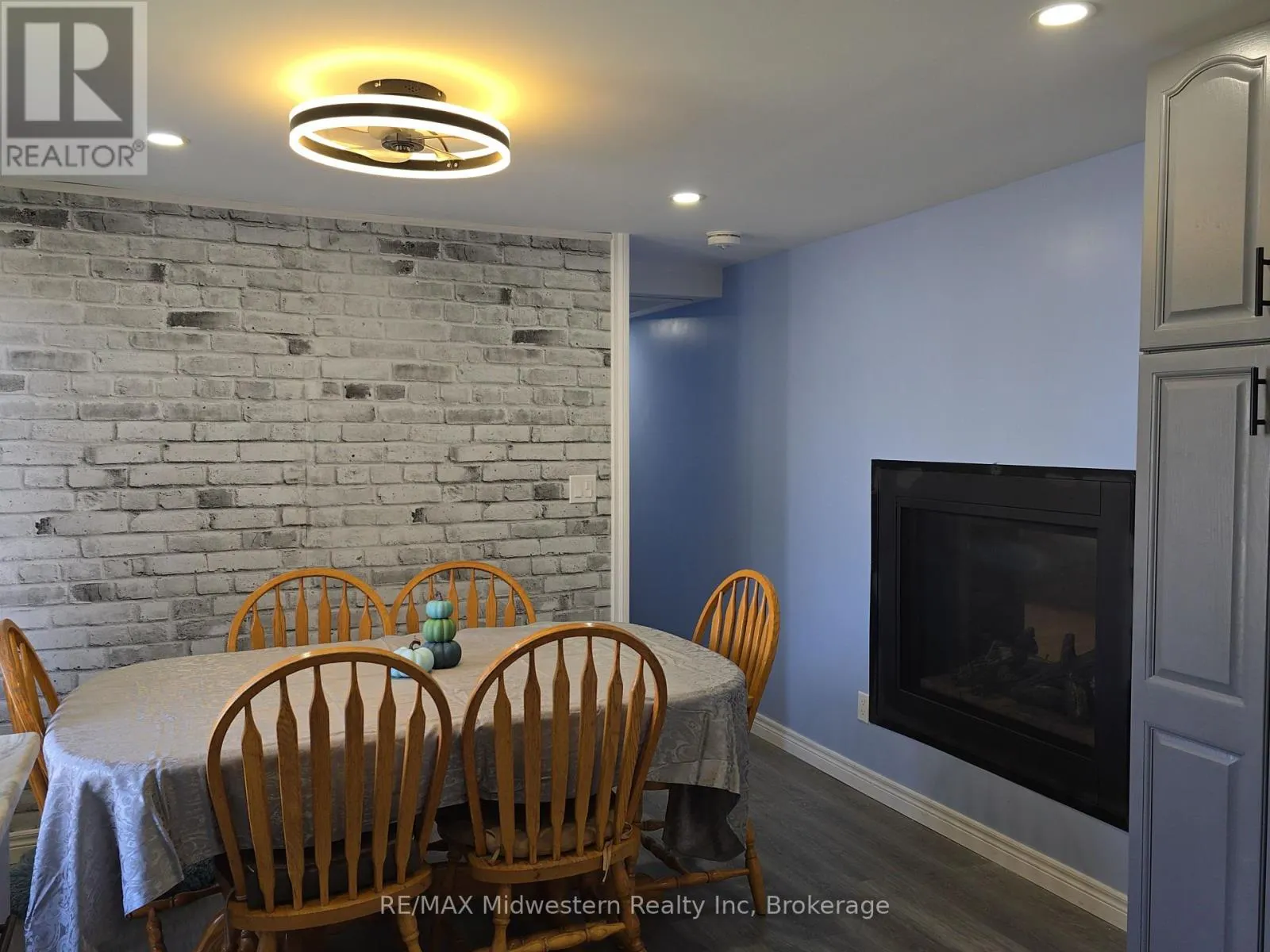 15 - 450 TREMAINE AVENUE E, #15