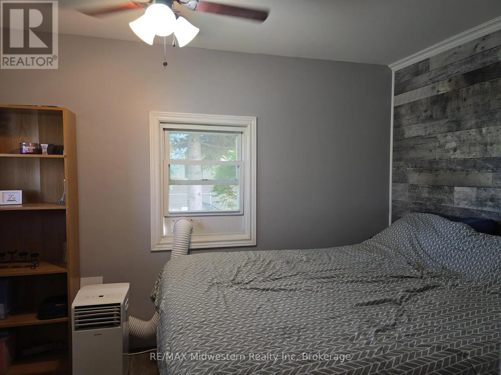 15 - 450 TREMAINE AVENUE E, #15