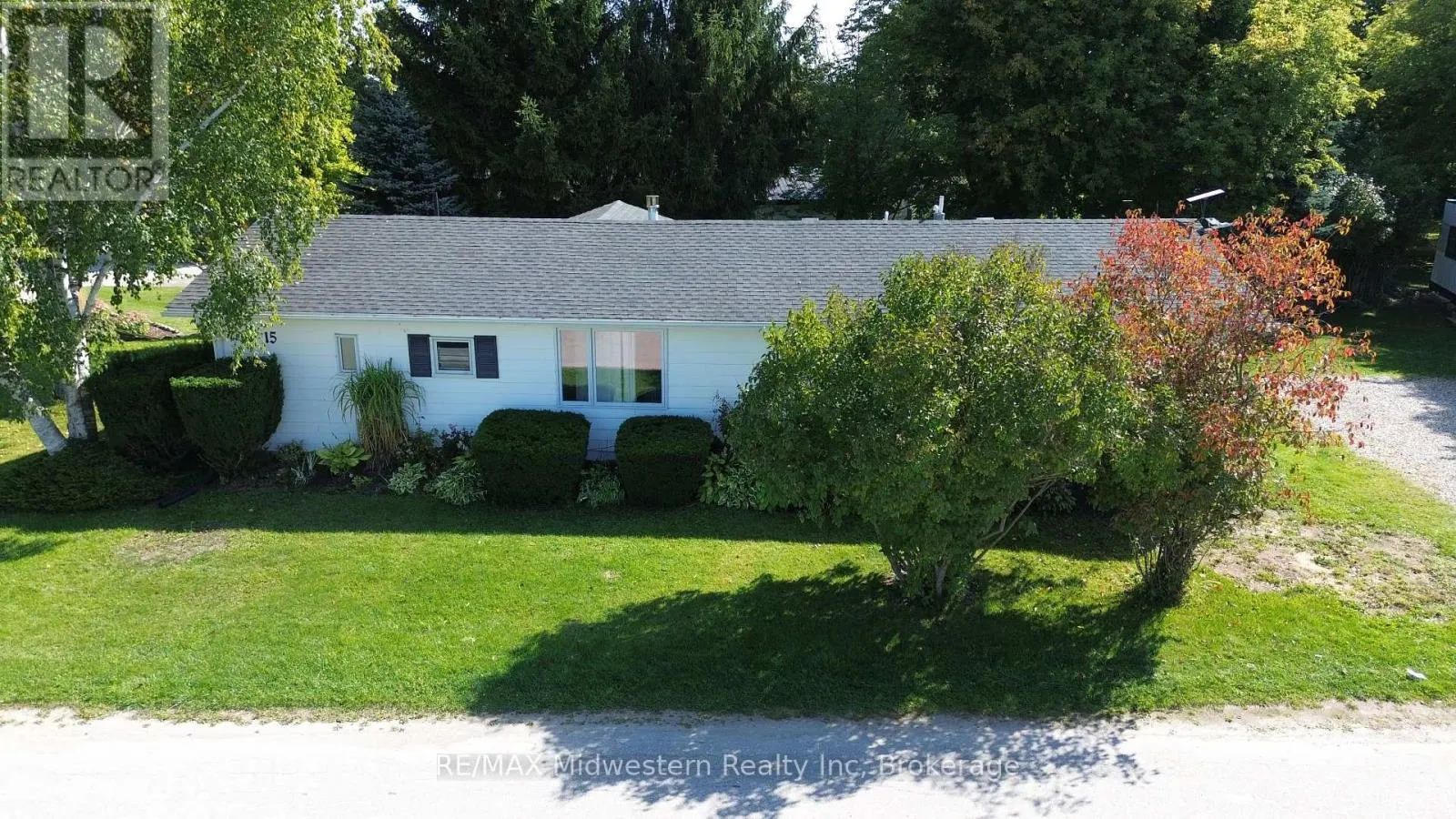 15 - 450 TREMAINE AVENUE E, #15