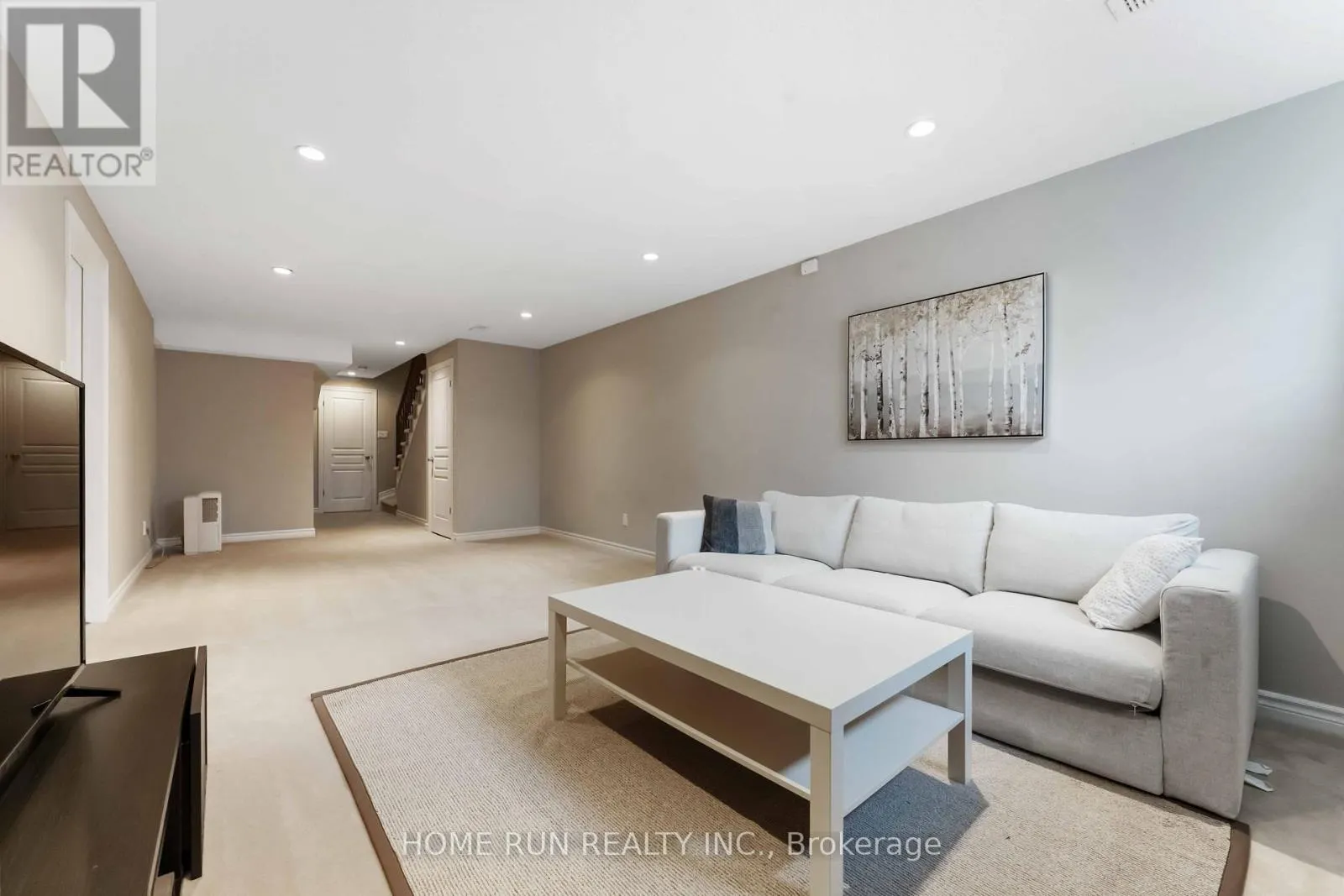 120 POPPLEWELL CRESCENT
