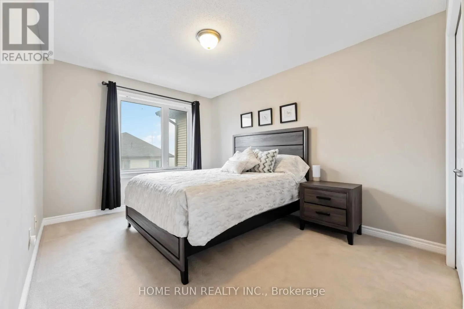 120 POPPLEWELL CRESCENT
