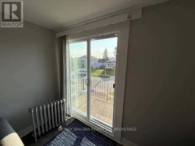 12 WEST STREET S