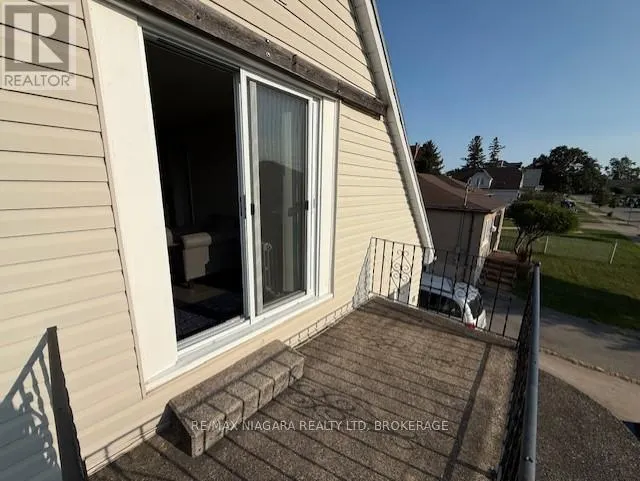12 WEST STREET S