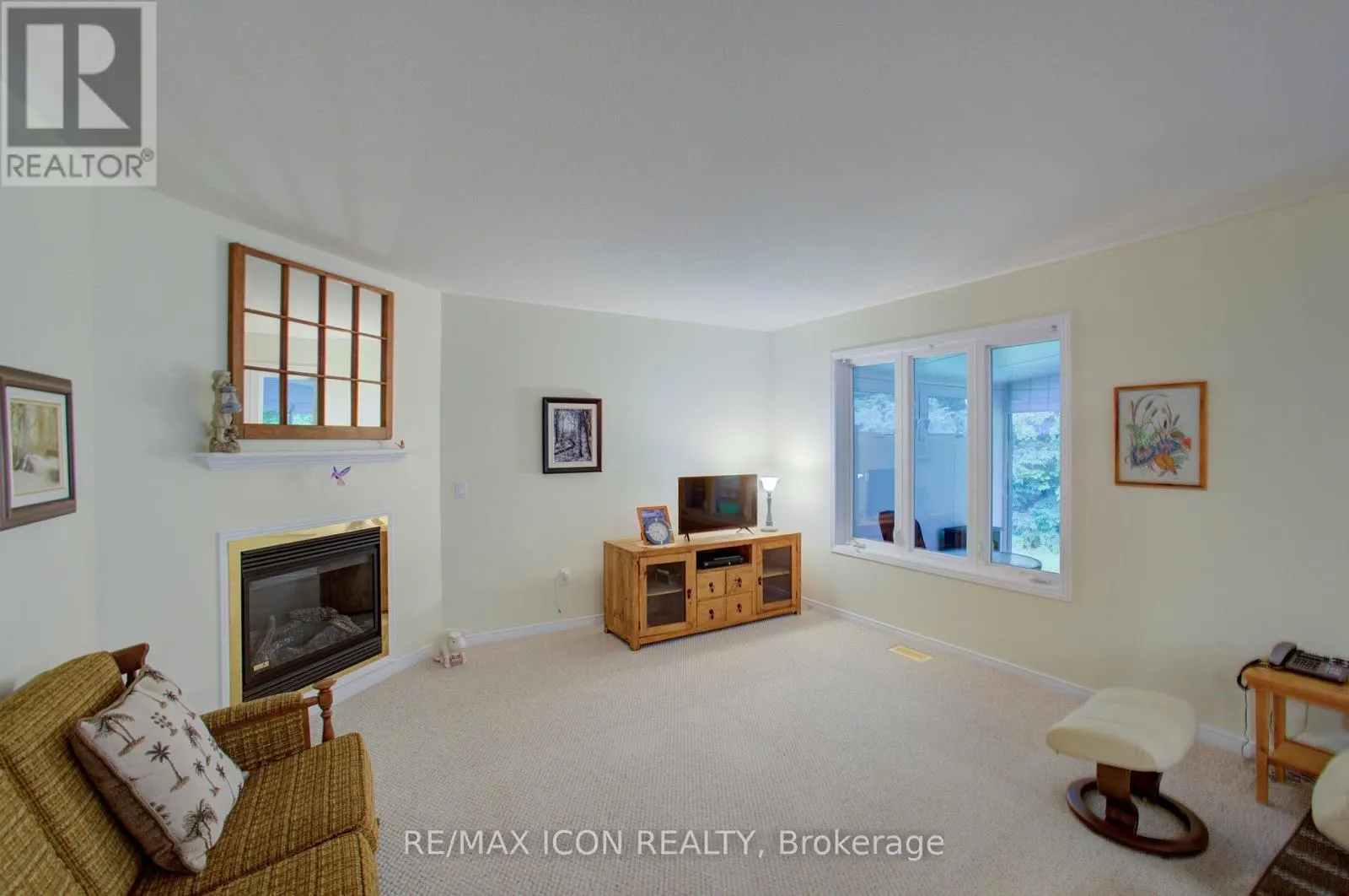 54 SPRINGWOOD CRESCENT