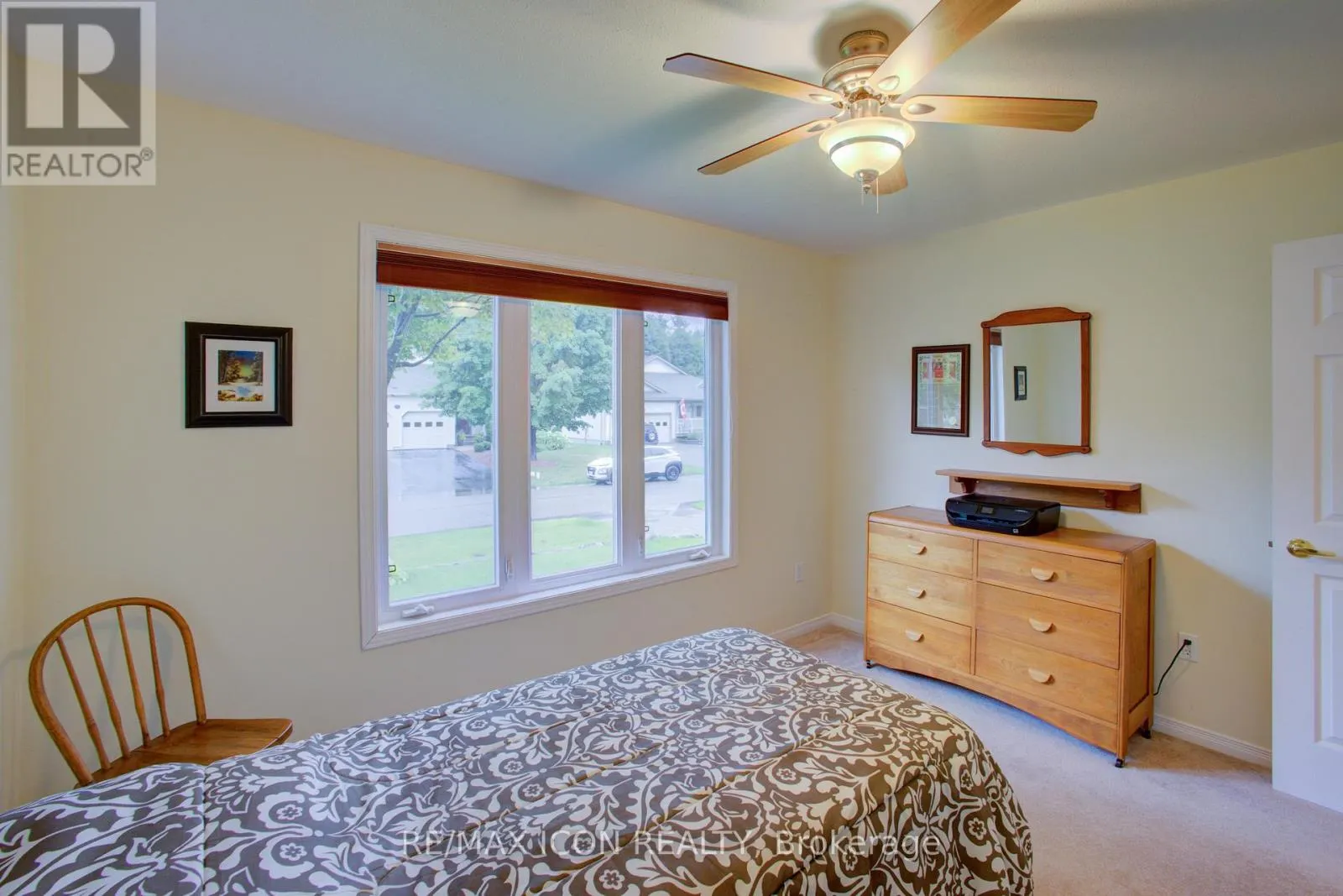 54 SPRINGWOOD CRESCENT