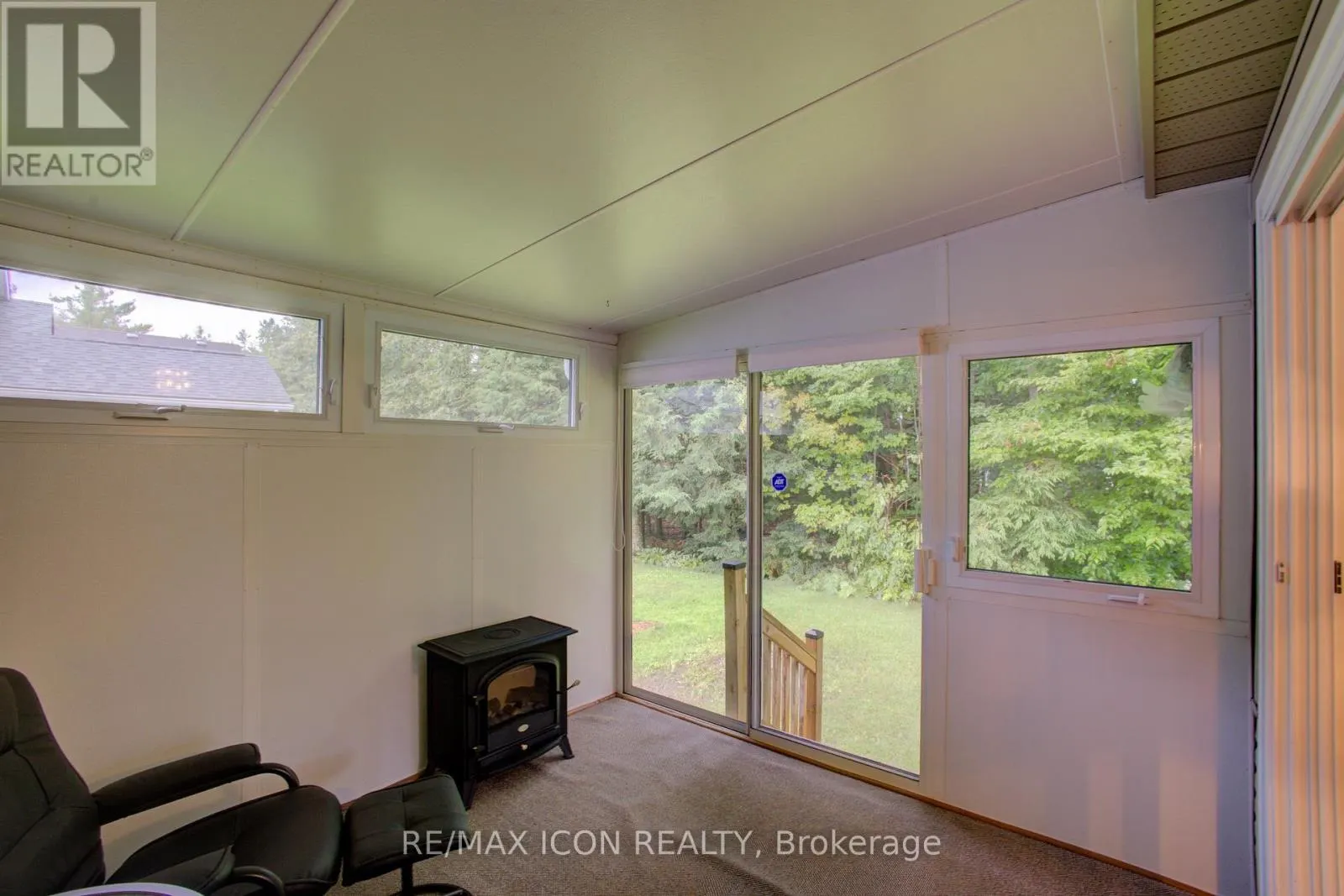 54 SPRINGWOOD CRESCENT