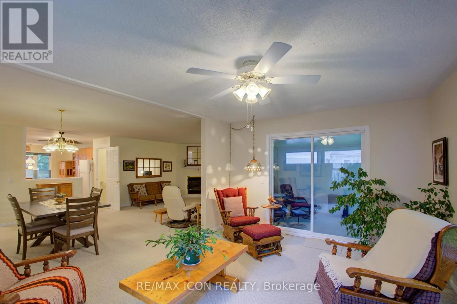 54 SPRINGWOOD CRESCENT