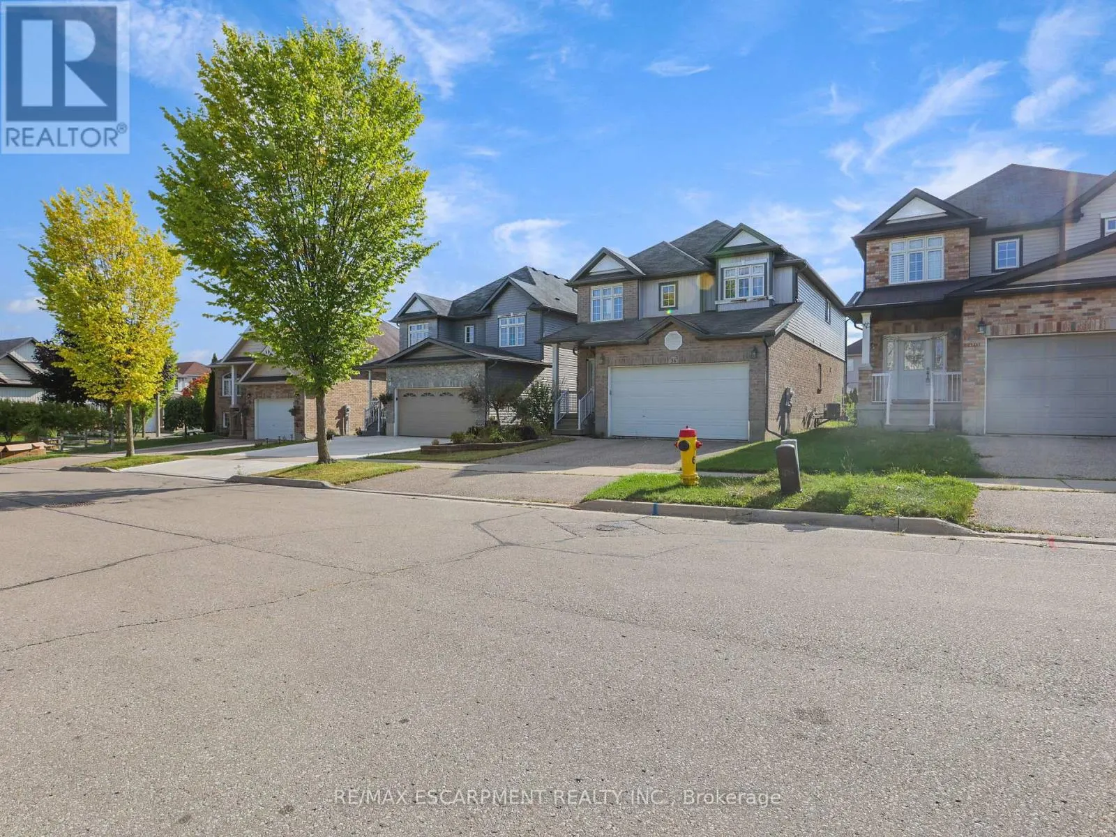 36 LEMON GRASS STREET
