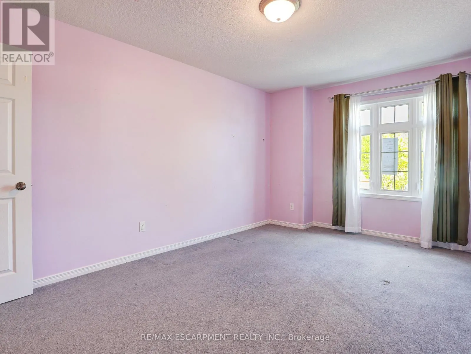 36 LEMON GRASS STREET