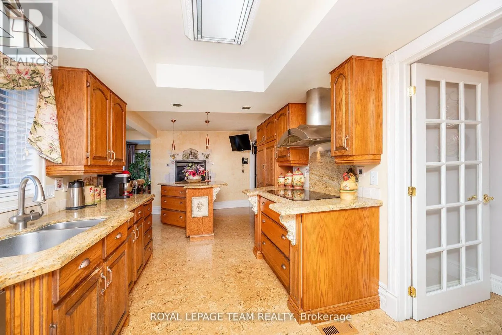 1100 MOFFATT DRIVE