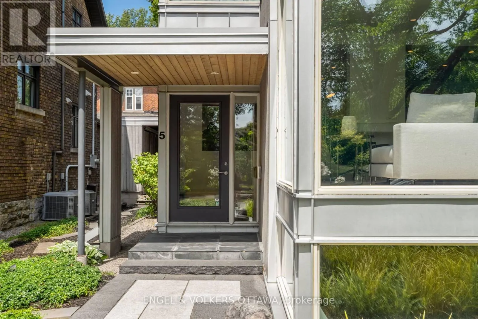 5 CLEMOW AVENUE