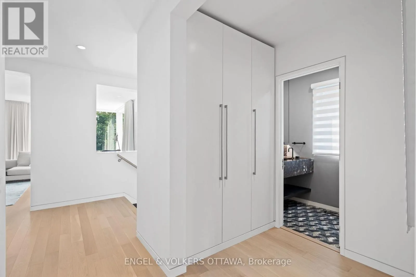 5 CLEMOW AVENUE
