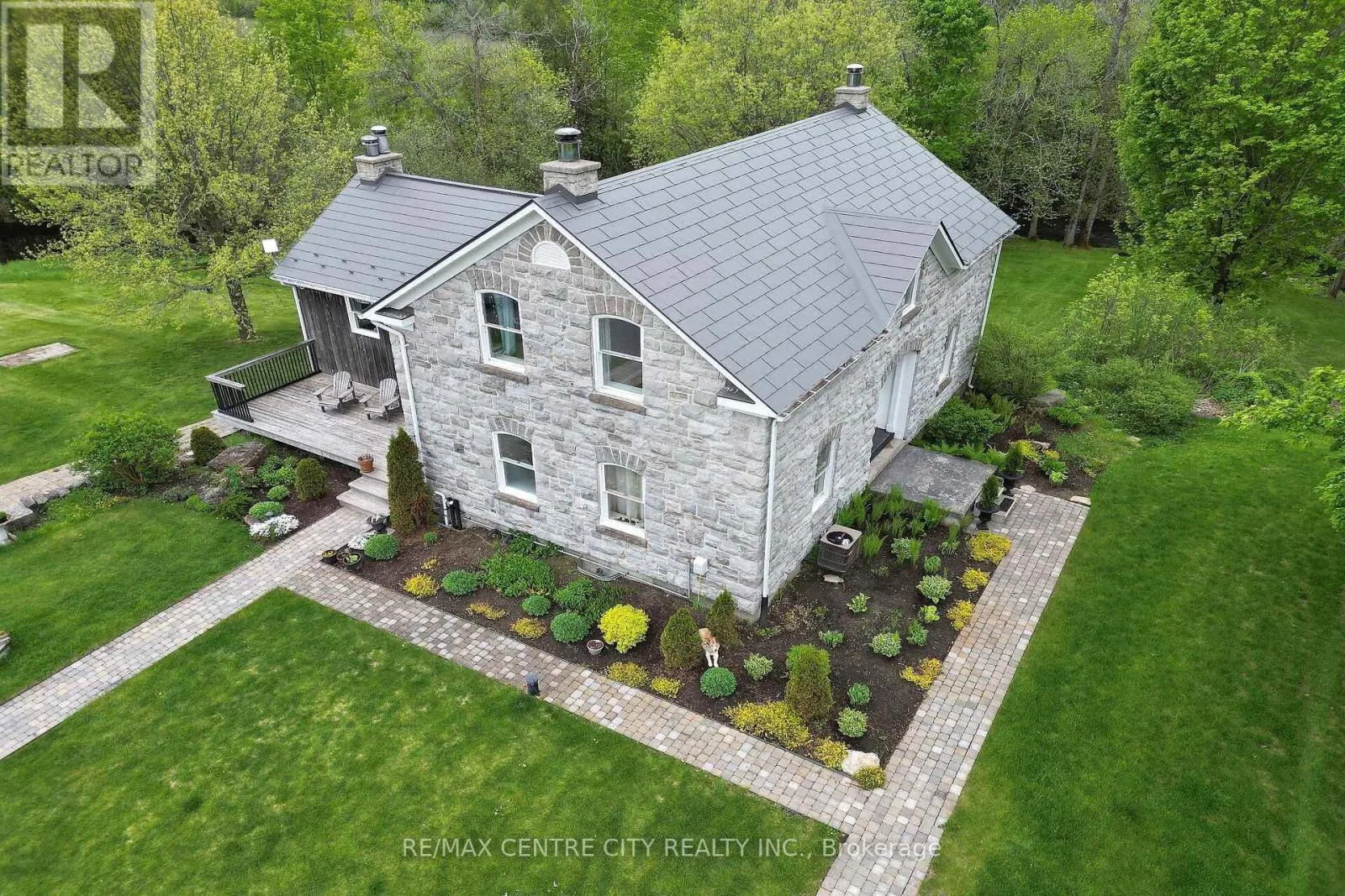 3000/2980 ROGER STEVENS DRIVE