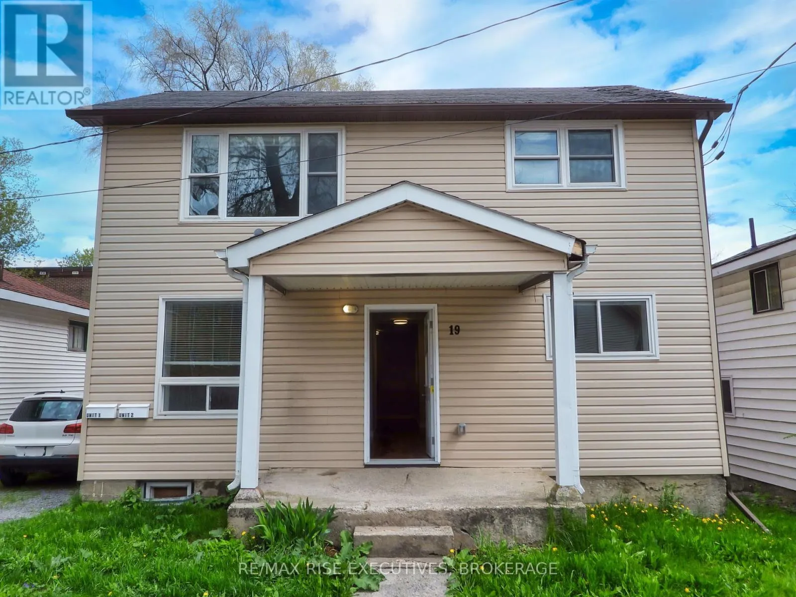 2 - 19 KENT STREET, #2