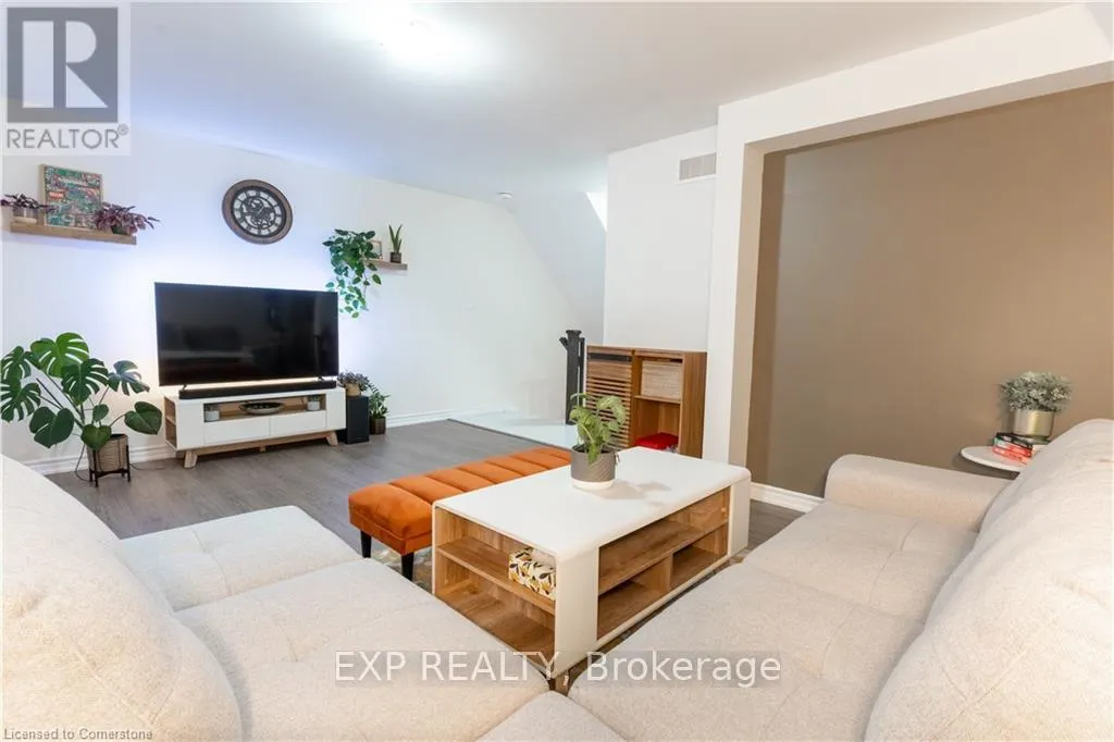 20B - 85 MULLIN DRIVE