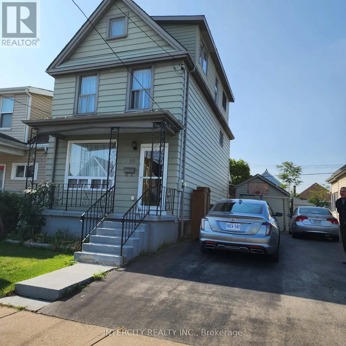 70 MAYFLOWER AVENUE