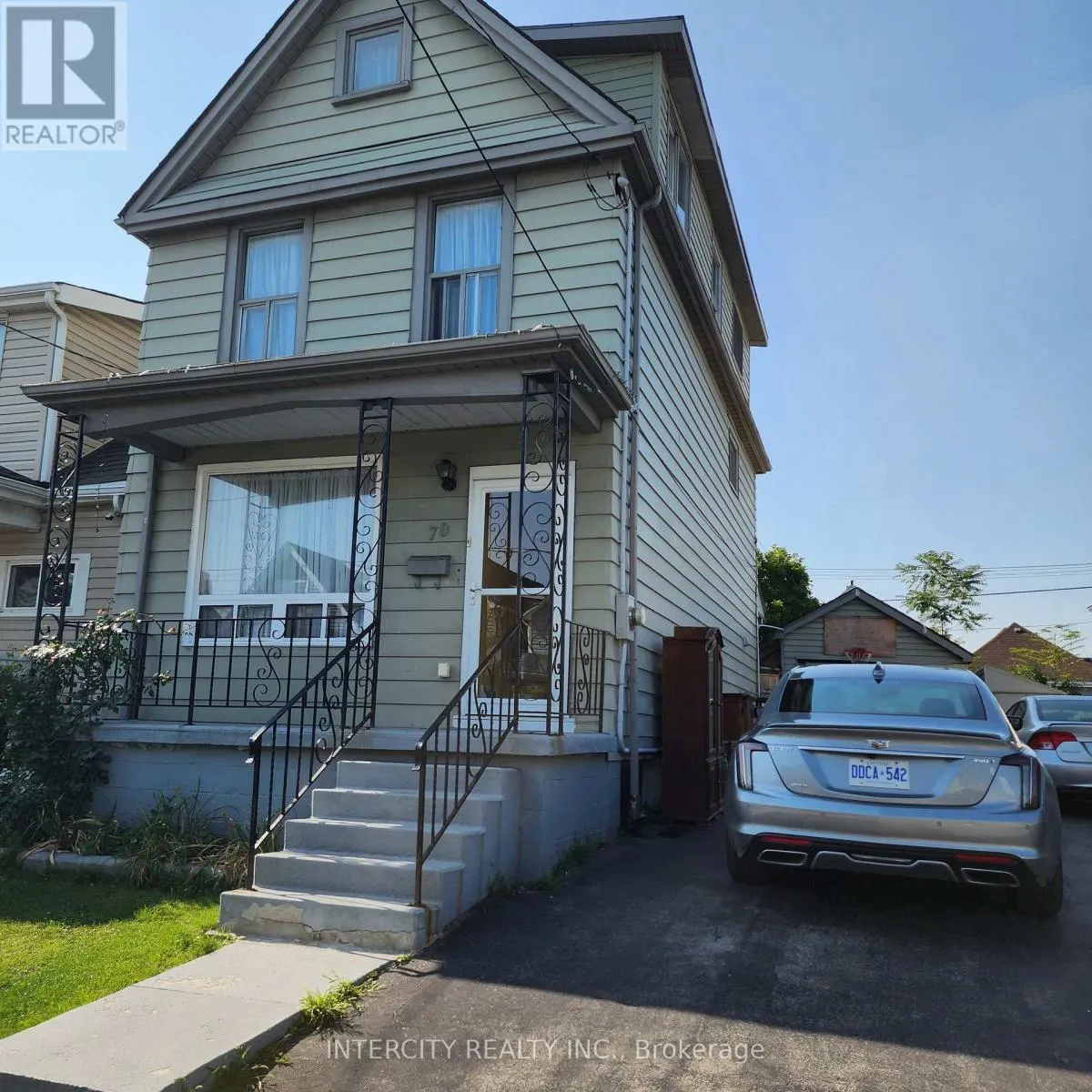 70 MAYFLOWER AVENUE