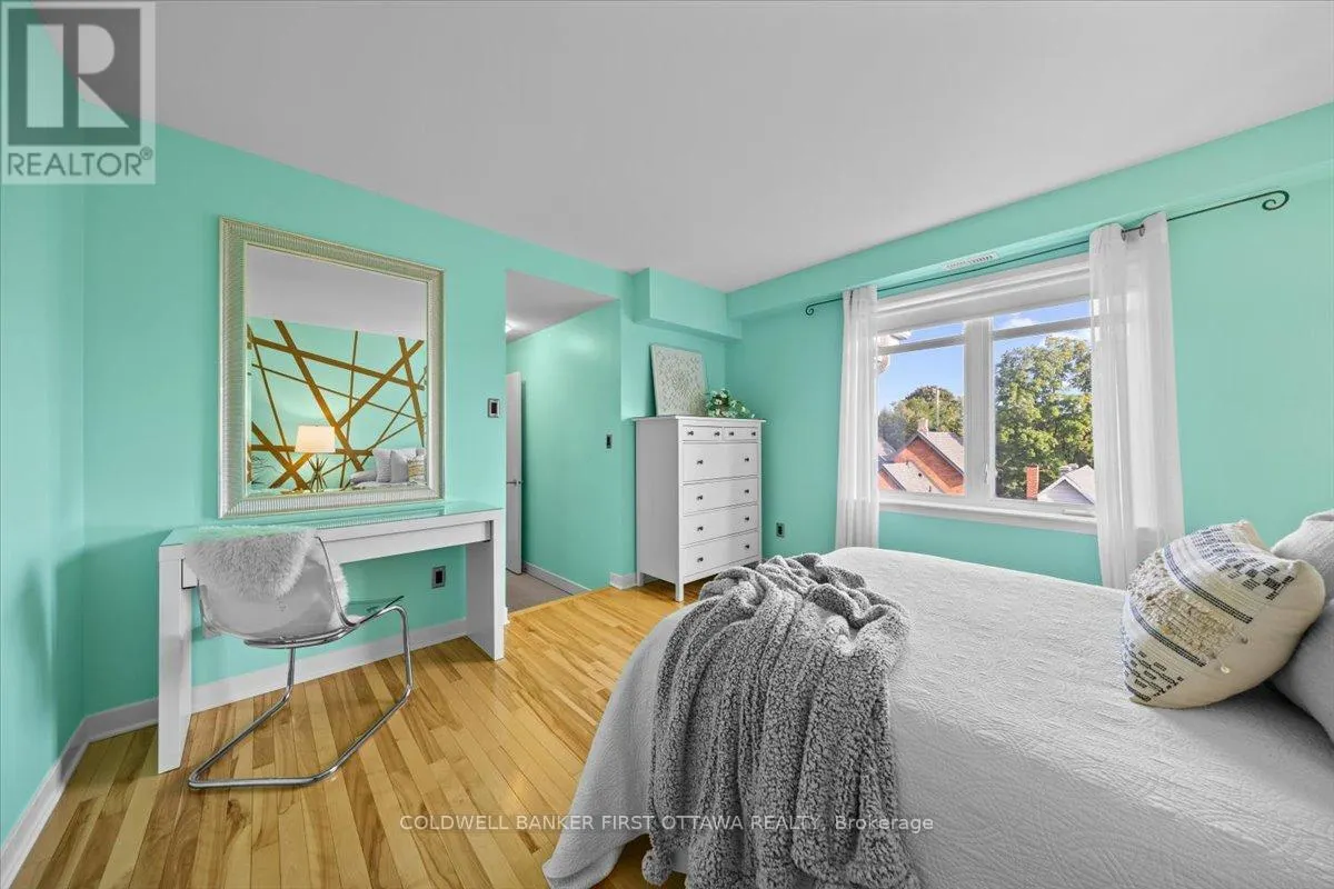 F - 414 NEPEAN STREET