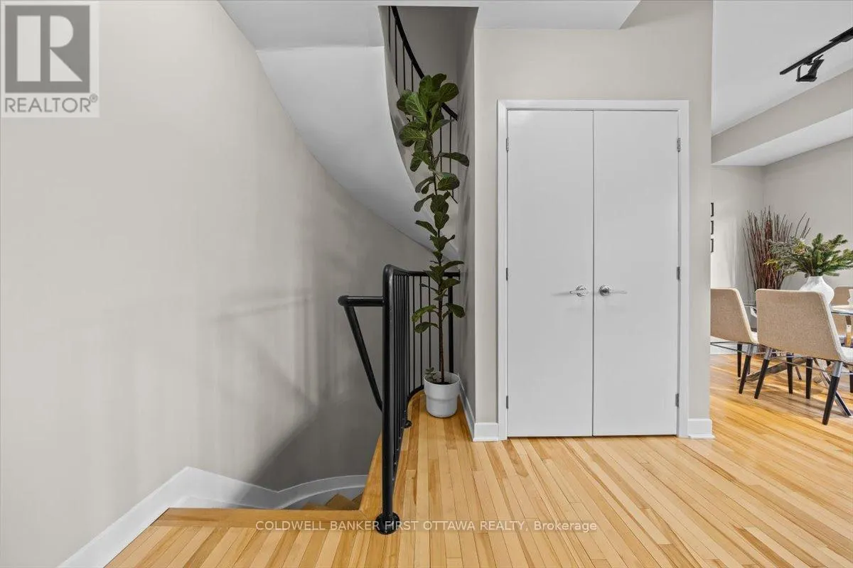 F - 414 NEPEAN STREET