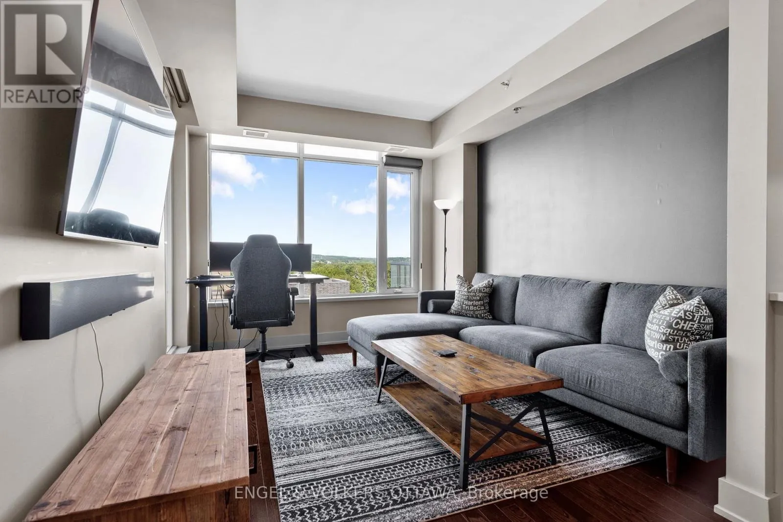 708 - 88 RICHMOND ROAD