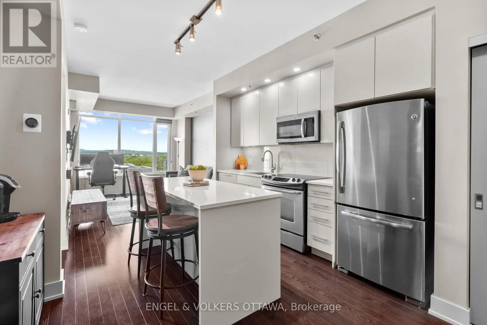 708 - 88 RICHMOND ROAD