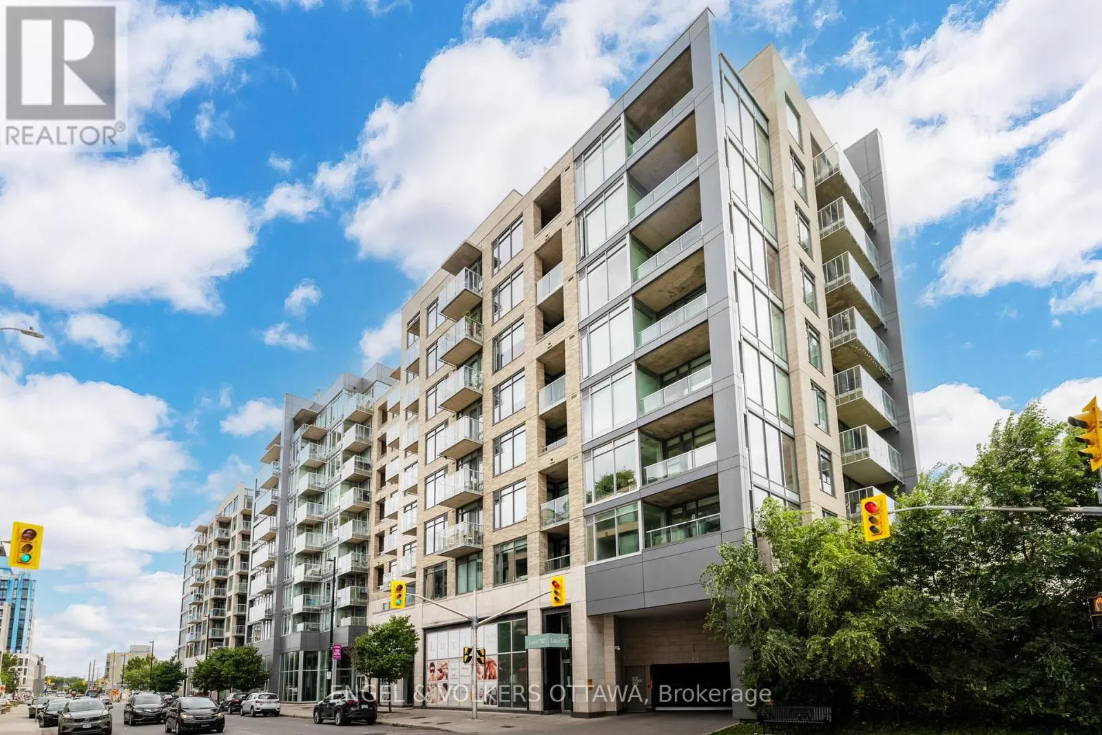 708 - 88 RICHMOND ROAD