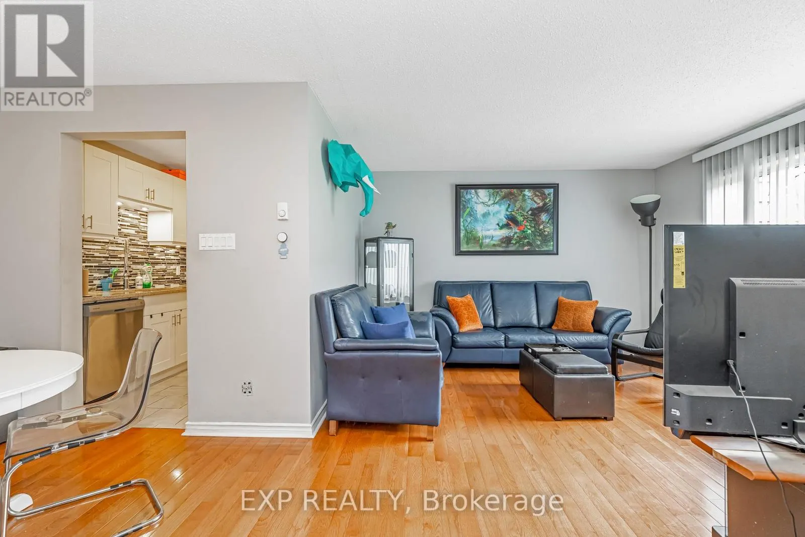 12 - 2610 DRAPER AVENUE