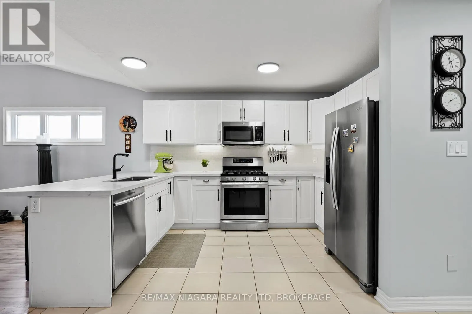 149 ROSELAWN CRESCENT