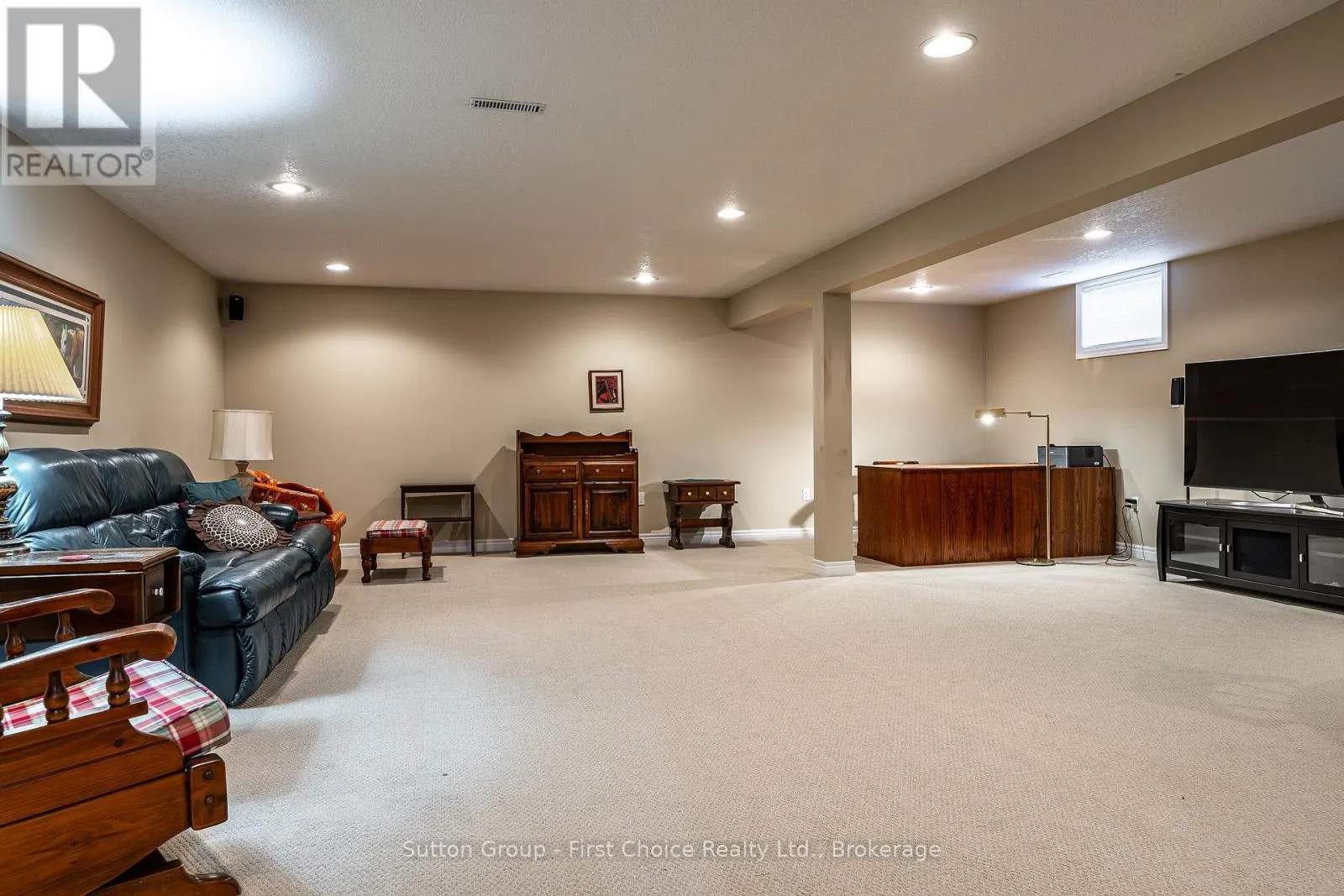 46 FRANCES STREET W