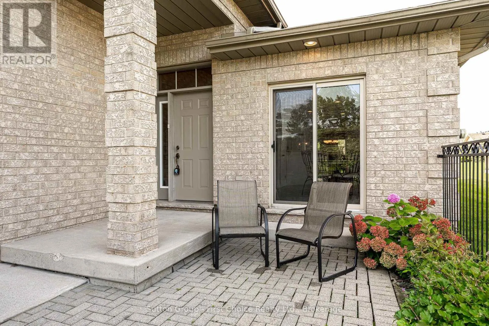 46 FRANCES STREET W