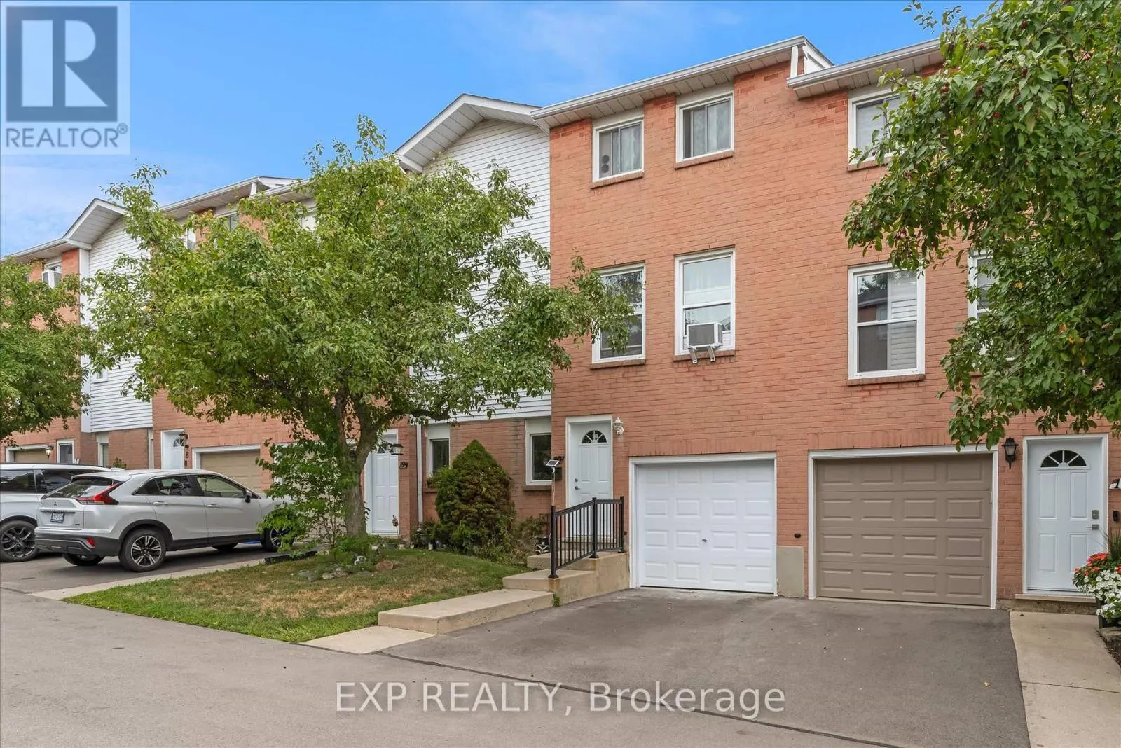 10 - 1255 UPPER GAGE AVENUE