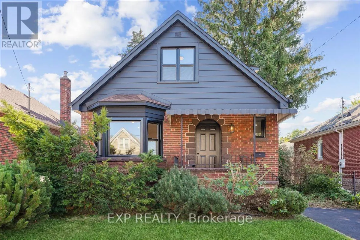 41 CAMERON AVENUE S