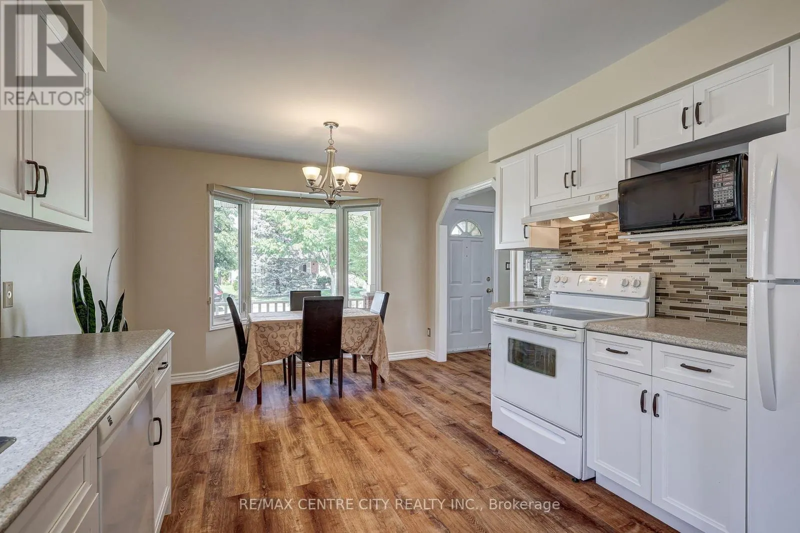 26 SIFTON DRIVE